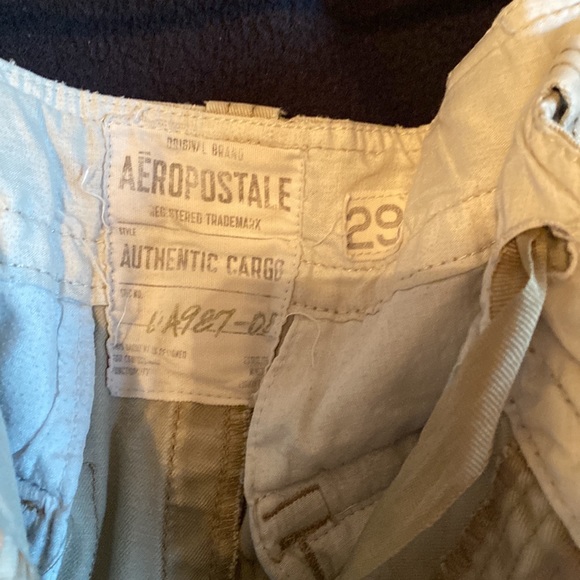 Aeropostale kaki cargo shorts. Work shorts - Picture 2 of 4